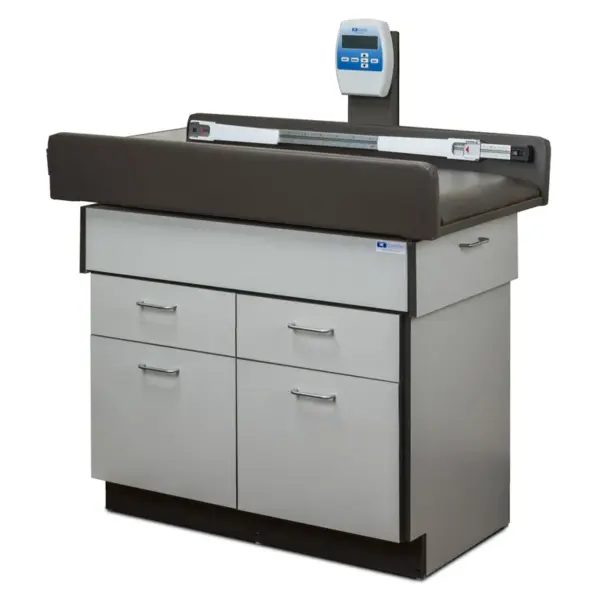 Clinton Pediatric Scale / Treatment Table 7840 - Image 7